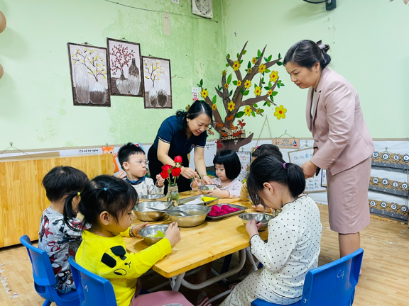 2025-10-30 20:04:30.300000