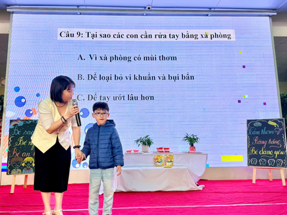 2025-11-28 12:14:05.936000