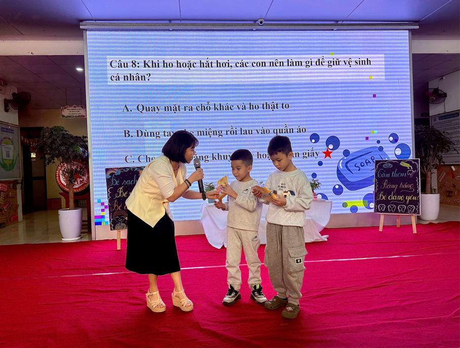 2025-11-28 12:23:54.392000