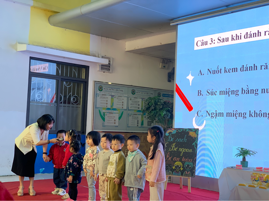 2025-11-28 12:26:42.537000