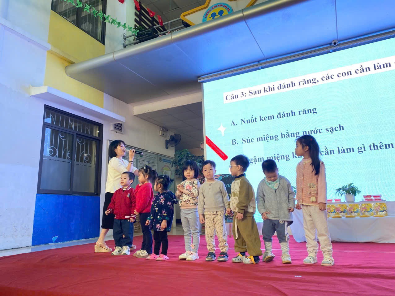 2025-11-28 12:27:20.678000