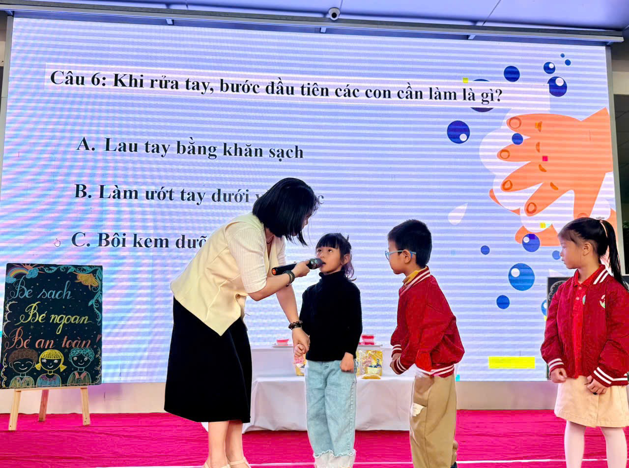 2025-11-28 12:27:20.784000