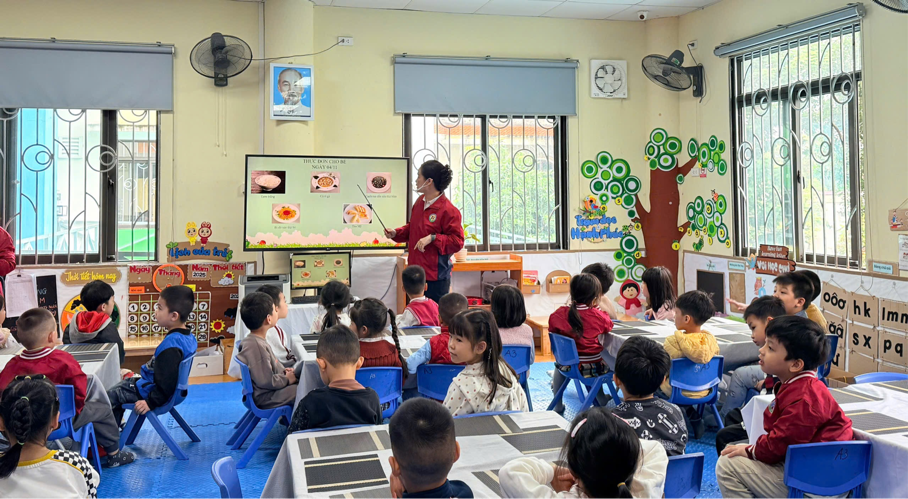 2025-11-04 15:55:03.689000