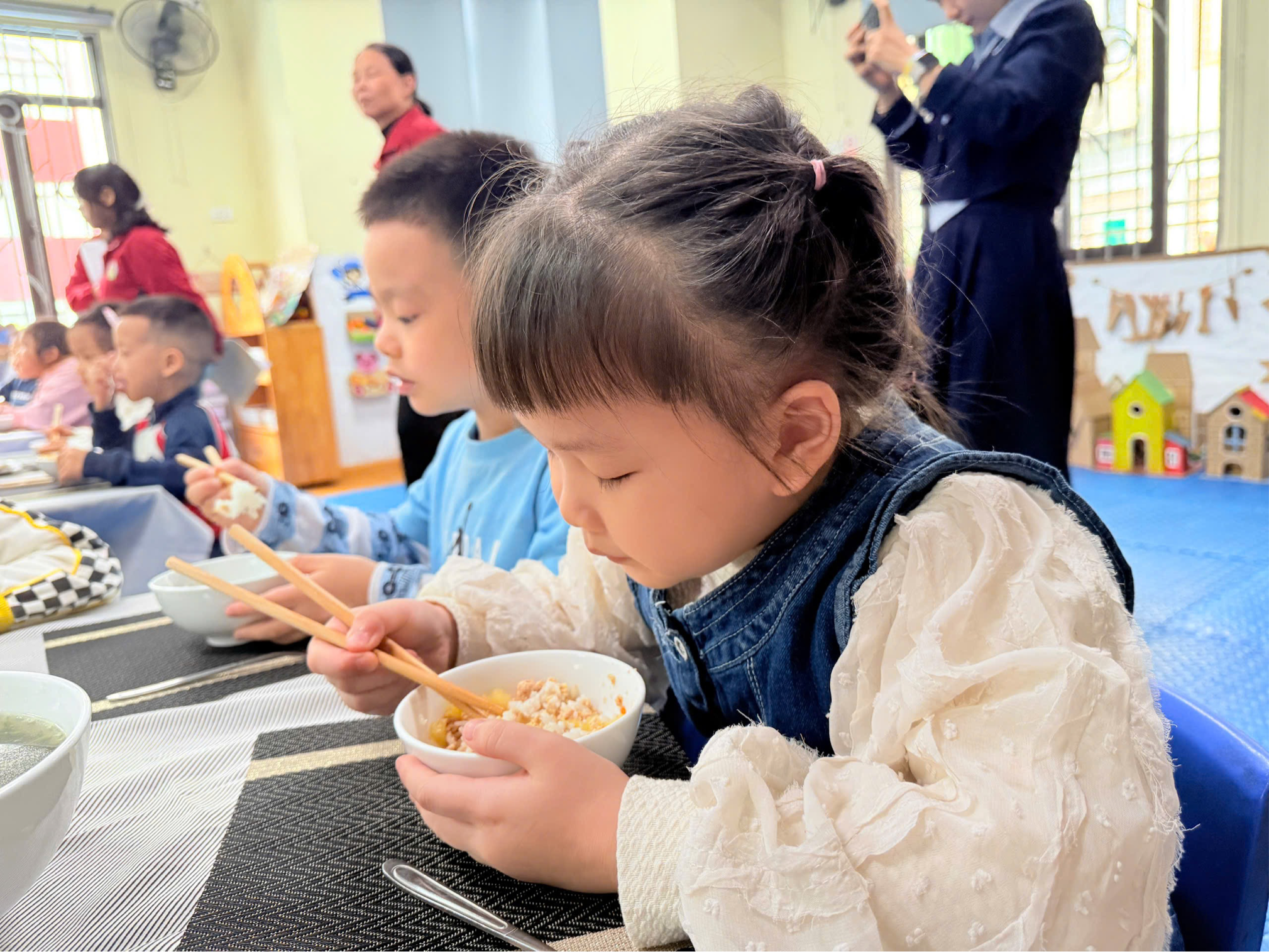 2025-11-04 16:00:52.781000