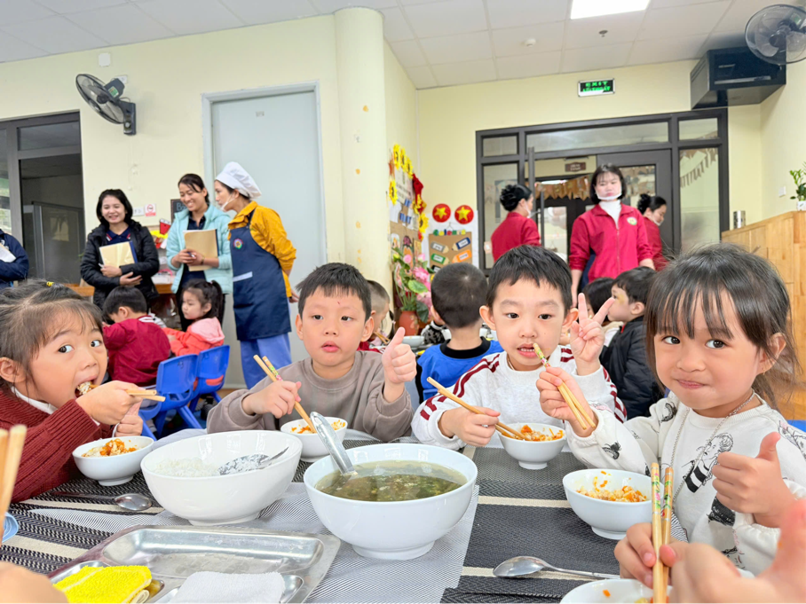 2025-11-04 16:00:54.165000