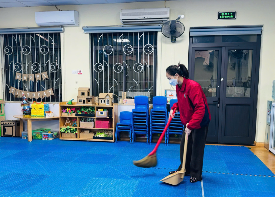 2025-02-08 12:05:08.776000