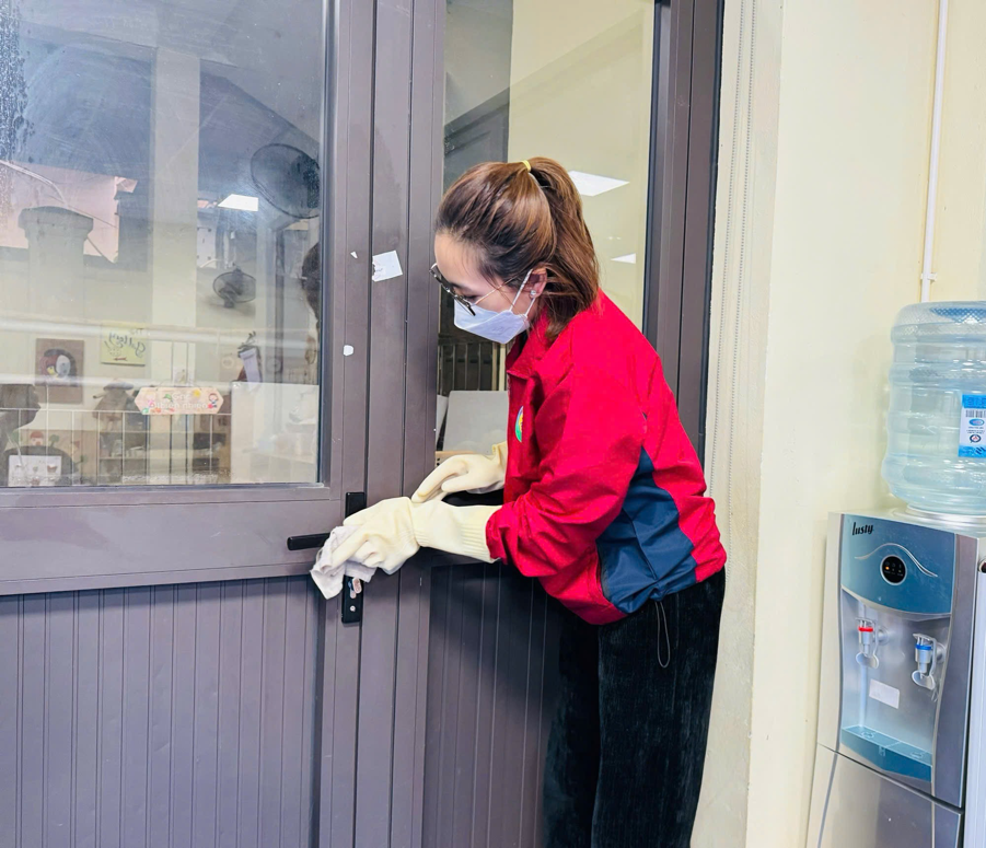 2025-02-08 12:05:09.889000