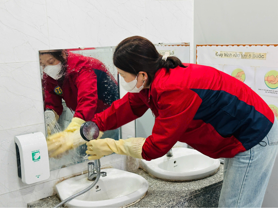 2025-03-31 12:18:25.442000