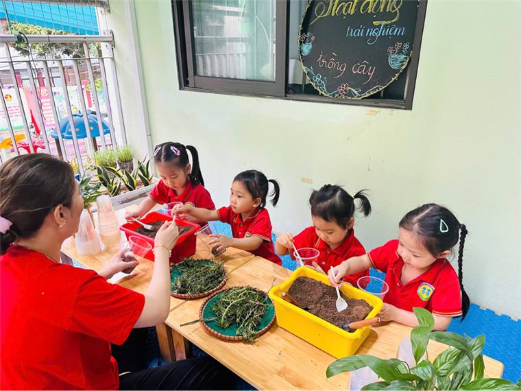 2025-05-14 12:45:46.269000