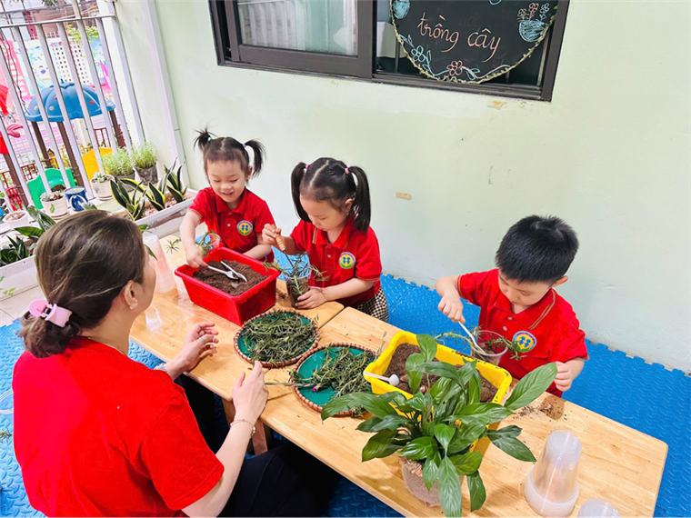 2025-05-14 12:44:26.781000