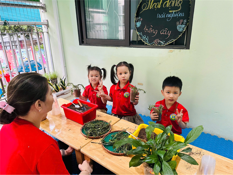 2025-05-14 12:44:27.250000