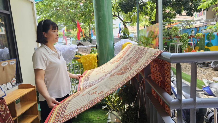 2025-09-12 22:18:44.044000