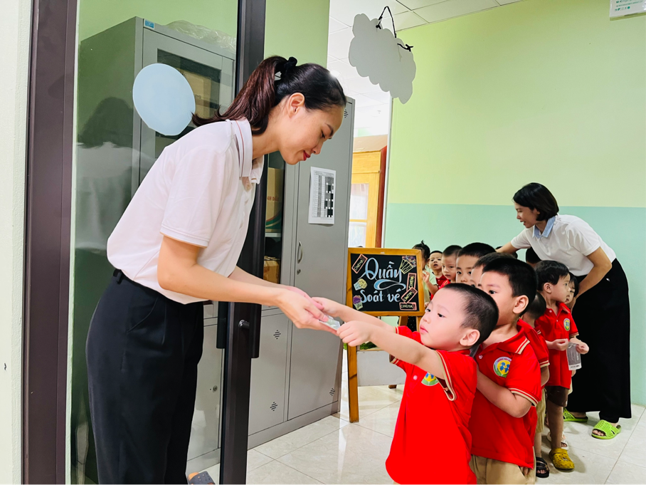 2025-09-24 13:03:13.468000